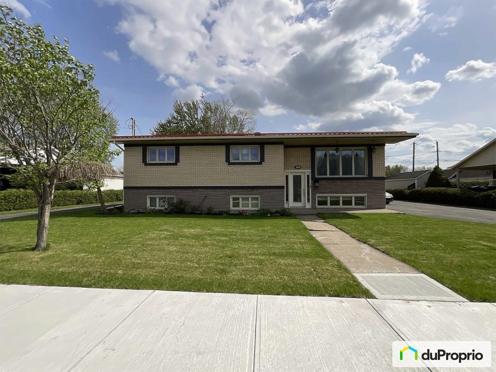 $525,000 - Bungalow for sale in Sorel-Tracy — photo 2