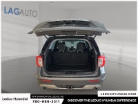 2024 Ford Explorer Limited Experience the Ford Explorer Limited with just 15373 km, finished in a sh... (image 5)
