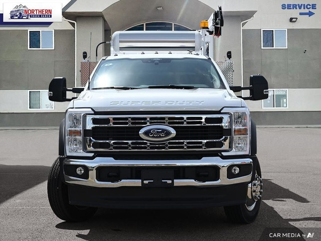 2025 Ford F-550 Chassis XLT 2025 Ford F-550 XLT 4x4 Service T... in Cars & Trucks in Edmonton - Image 2