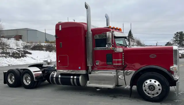 2021 Peterbilt 389 in Heavy Trucks in Hamilton - Image 3
