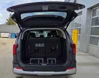 FREE DELIVERY IN NORTHERN AB/BC! Smart, spacious, and built with families in mindthe 2026 Kia Carniv... (image 6)