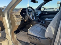 . Engine: Gas V8 5.3L/ (image 8)