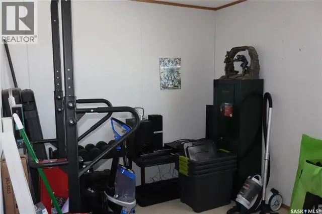 20 H AVENUE Willow Bunch, Saskatchewan in Houses for Sale in Moose Jaw - Image 25