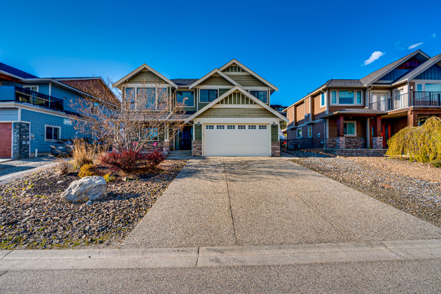 105 Blackcomb Court - Dream home in the heart of the Foothills in Houses for Sale in Vernon