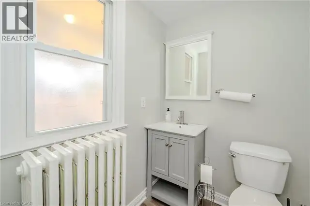 492 LOCUST Street Unit# 1 Burlington, Ontario in Commercial & Office Space for Rent in Oakville / Halton Region - Image 17