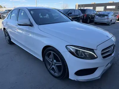 2015 MERCEDES-BENZ C-Class 4MK Auto 514 865 4438 2015 Mercedes-Benz C300 4MATIC Automatique 183 626...