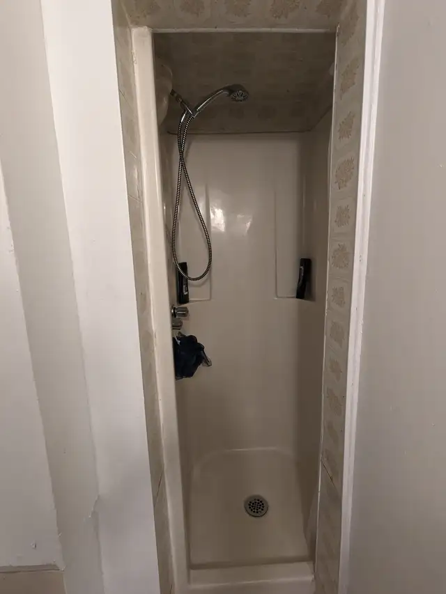 131 Duke St #1 - Studio Apartment Uptown, H+L inc | Long Term Rentals ...