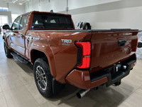 TURBOCHARGED, AUTOMATIC HIGHBEAMS, PREMIUM SOUND SYSTEM, ADAPTIVE CRUISE CONTROL, LANE KEEPING ASSIS... (image 5)