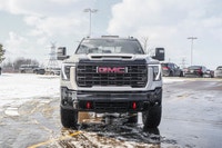Welcome to Sherwood Buick GMC! This GMC Sierra 2500HD boasts a Turbocharged Diesel V8 6.6L/ engine p... (image 2)