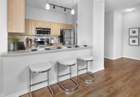 Gorgeous 2 bedroom suites at Wellington Court-Call Today! Current Incentives: $750 OFF FIRST MONTHS... (image 3)