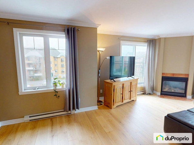 $369,500 - Condominium for sale in Brossard — photo 1