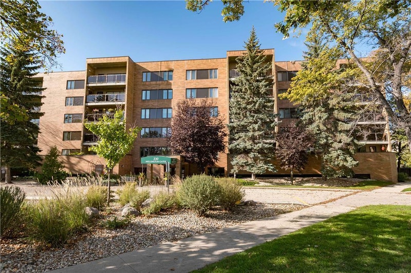 309 820 Mcmillan Avenue, Winnipeg, MB R3M 0V4 · 309 820 Mcmillan Avenue, Winnipeg, MB R3M 0V4