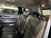 FEATURING : AWD, PANORAMIC ROOF, 7 PASSENGER SEATING, PUSH TO START, MULTI DRIVE MODES, HIGHLY EQUIP... (image 8)