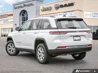 This Jeep Grand Cherokee delivers a Regular Unleaded V-6 3.6 L/220 engine powering this Automatic tr... (image 4)