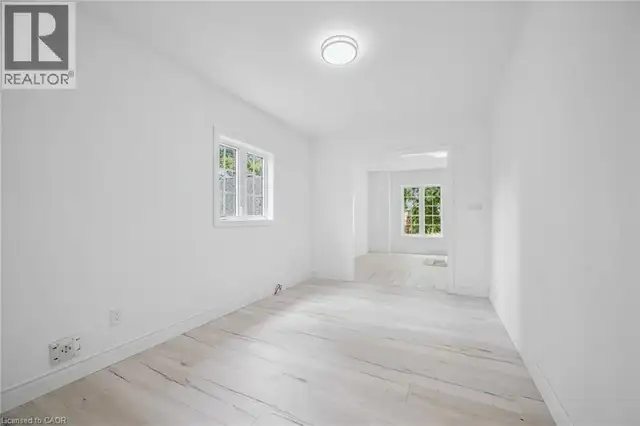 44 WALTER Street Kitchener, Ontario in Houses for Sale in Kitchener / Waterloo - Image 20