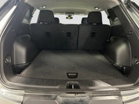 Welcome to Capital GMC! Check out this vehicle's pictures, features, options and specs, and let us k... (image 9)