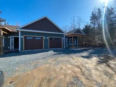 Smiths Settlement 2 Bed/ 2 Bath New Build w/ Garage Avail July 1