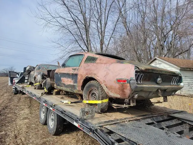 iso ford mustang fastback 1967 1968 1969 any condition wanted in Classic Cars in Downtown-West End - Image 4