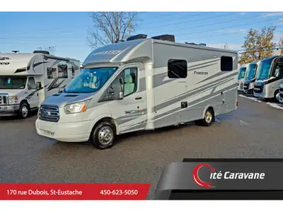 Forest River Forester 2381 B+ ! Full paint + chassis Ford powerstroke diesel ! Prise 30AMP, chauffag...