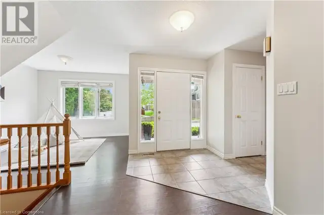 35 DAYMAN Court Kitchener, Ontario in Houses for Sale in Kitchener / Waterloo - Image 9