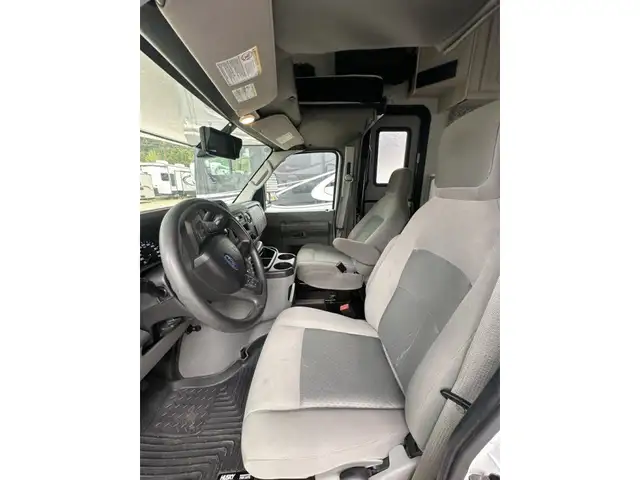 2023 Forest River Forester 2851 LE in RVs & Motorhomes in Nelson - Image 10
