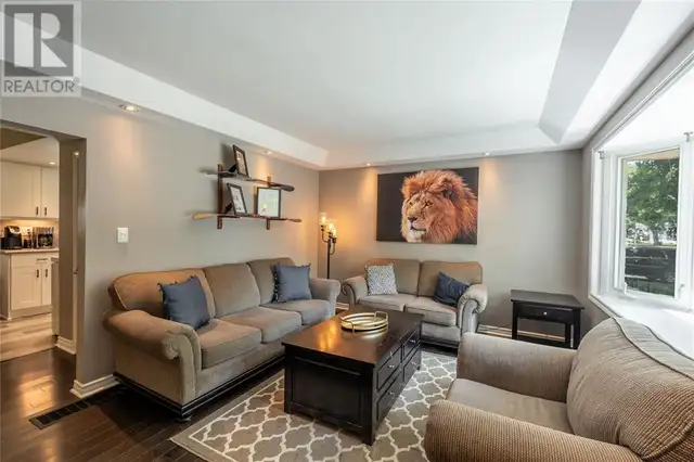 808 SYCAMORE DRIVE Sarnia, Ontario63006663956737124