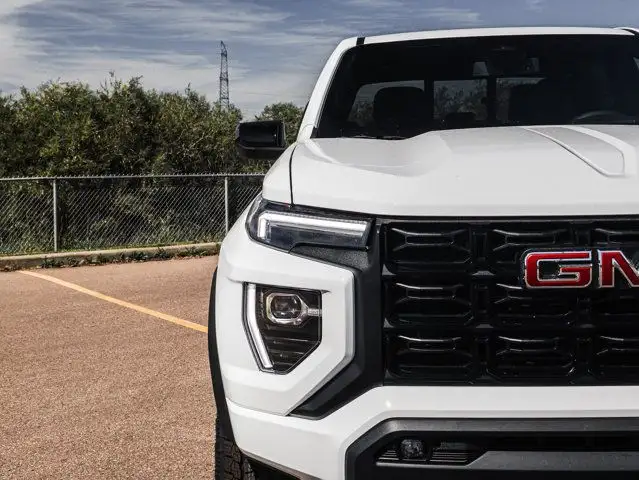 2025 GMC Canyon Elevation in Cars & Trucks in Strathcona County - Image 12