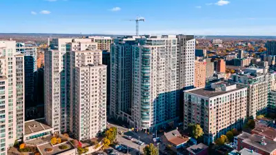 1 Bed, 1 Bath Condo For Lease in Claridge Plaza