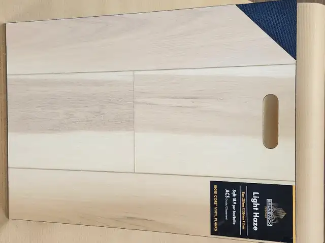 $2.69 sqft - 7MM SPC VINYL FLOORING SALE in Floors & Walls in Bedford - Image 4