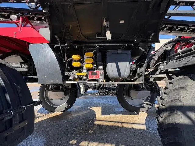 2022 HORSCH LEEB 6.300VL SPRAYER in Farming Equipment in Winkler - Image 16