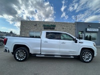 2019 GMC SIERRA DENALI NO ACCIDENTS, NO CLAIMS WITH ALL SERVICES UP TO DATE! QualiTee Motors offers... (image 3)