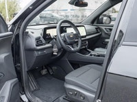 Discover spacious versatility, modern technology, and confident all-weather capability with the 2025... (image 7)