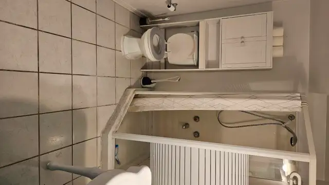 Ajax, Westney & Kingston Rd. Basement Apt. $1150/mo plus.utilite in Long Term Rentals in City of Toronto - Image 4