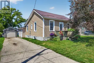 Welcome home to this charming, move-in ready bungalow in the heart of the growing community of Belmo...
