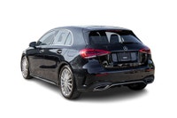 AWD * 4X4 * 4MATIC * Caméra de recul * Back up Camera * Toit panoramique * Pano Sunroof * Carplay *... (image 9)