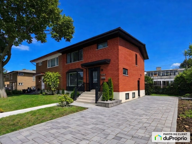 $799,900 - 2 Storey for sale in St-Laurent — photo 1