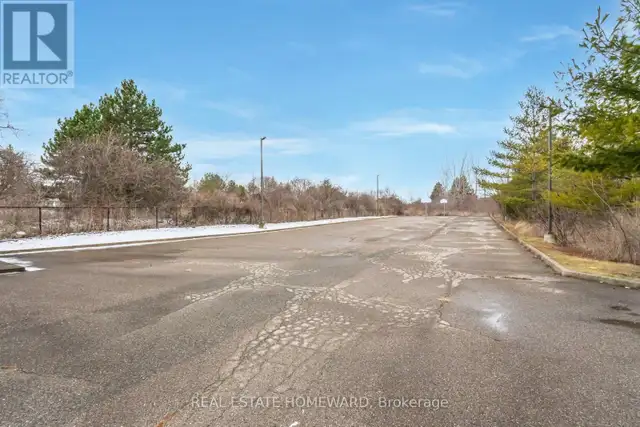 2 MORNINGVIEW TRAIL Toronto (Rouge), Ontario in Commercial & Office Space for Rent in Markham / York Region - Image 9