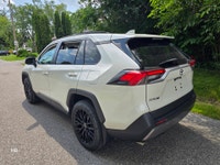 OUR CARS ARE SOLD CERTIFIED, Reconditioned, and Detailed ON THE ASKING PRICE, HAVE A VALID CarFax. W... (image 6)