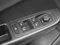 Apple Carplay, Leather, Remote Start, Push button start and more! Kijiji Engine: 4 Cylinder Engine 1... (image 4)