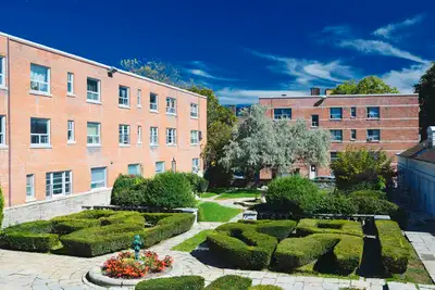 Mimico Estates - 1 Bedroom available at 2527 Lake Shore Blvd Wes