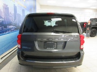 DODGE GRAND CARAVAN 2019 SXT PREMIUM PLUS STOW-N-GO 7 PASSAGERS TOUT ÉQUIPÉ / TV/DVD / GPS NAVIGATIO... (image 4)