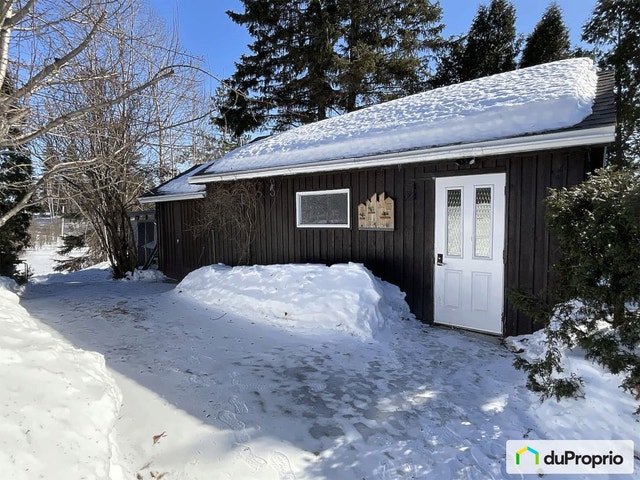 $387,000 - 1 1/2 Storey for sale in Alma — photo 3