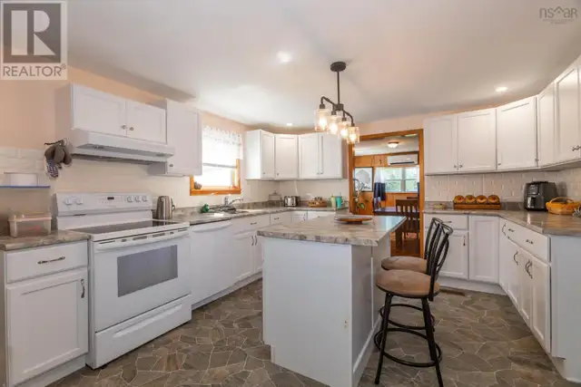 2252 Highway 1 Upper Clements, Nova Scotia in Houses for Sale in Annapolis Valley - Image 15