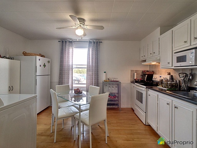 $1,000,000 - Quintuplex for sale in Chambly — photo 2