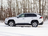 This vehicle has undergone a Certified Pre-Owned inspection. As part of the reconditioning process,... (image 4)