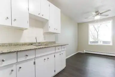 ALL INCLUSIVE - The Tuscan Apt 2BR Apt-Modern Upgrades - Balcony in Long Term Rentals in Kitchener / Waterloo - Image 7