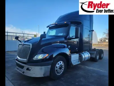 Ryder Stock ID: 873693 Transmission Type/Speed: AUTO 18 Engine: DIESEL X15'17 500/1800 Horse Power:...