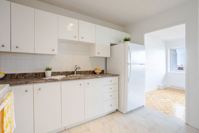135 place de la Côte-Vertu — photo 2