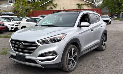 2017 Hyundai Tucson SE LIMITED AWD 4x4 Automatique 124 000 KM . EXCELLENT ÉTAT - TRÈS PROPRE . TRÈS...