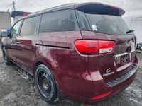 GARANTIE 1 ANS CREDIT DIRECT EN LIGNE AU WWW.AUTO-INTERNET.CA WOW 2016 KIA SEDONA 8 PASSAGER TOUT EQ... (image 8)